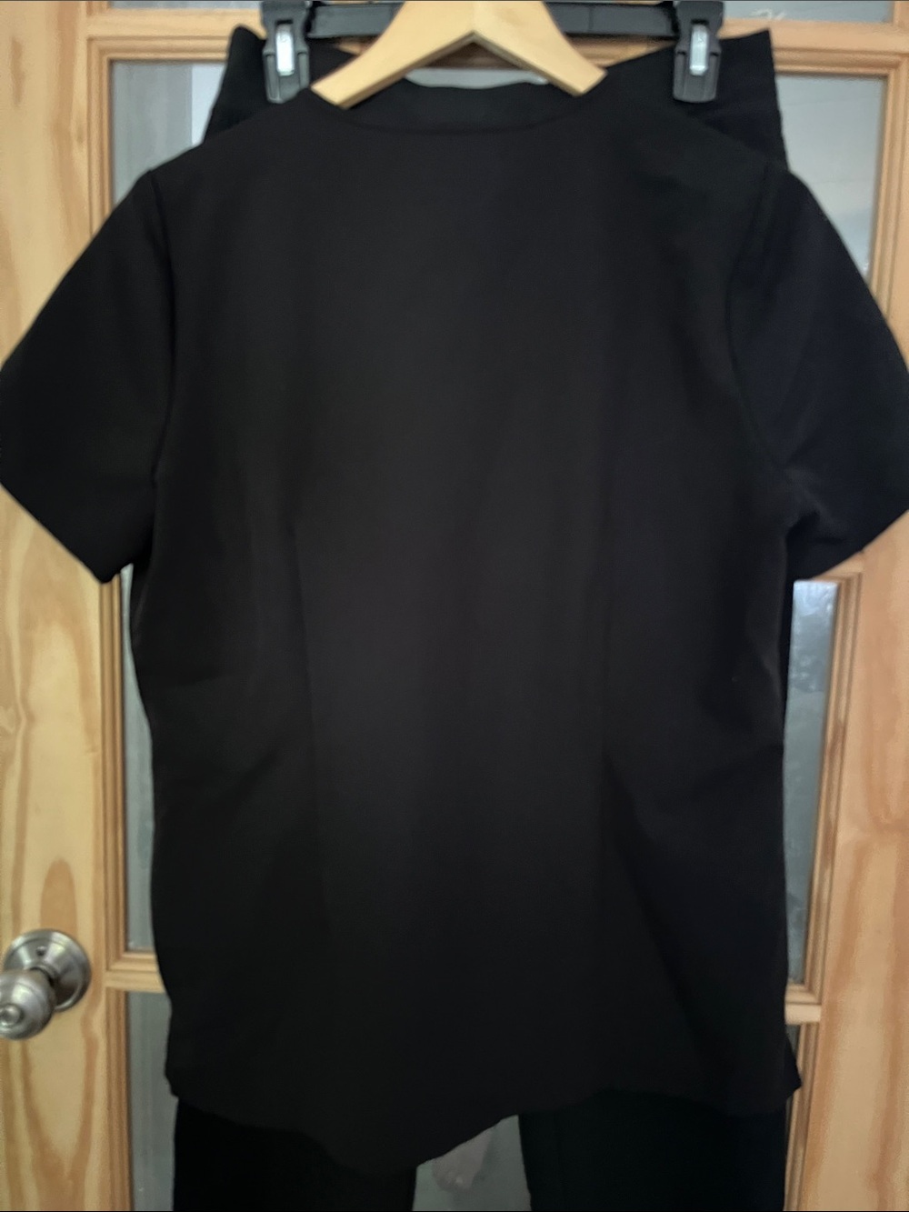 Black Women's Scrub Set M/MP straight leg - Picture 9 of 13